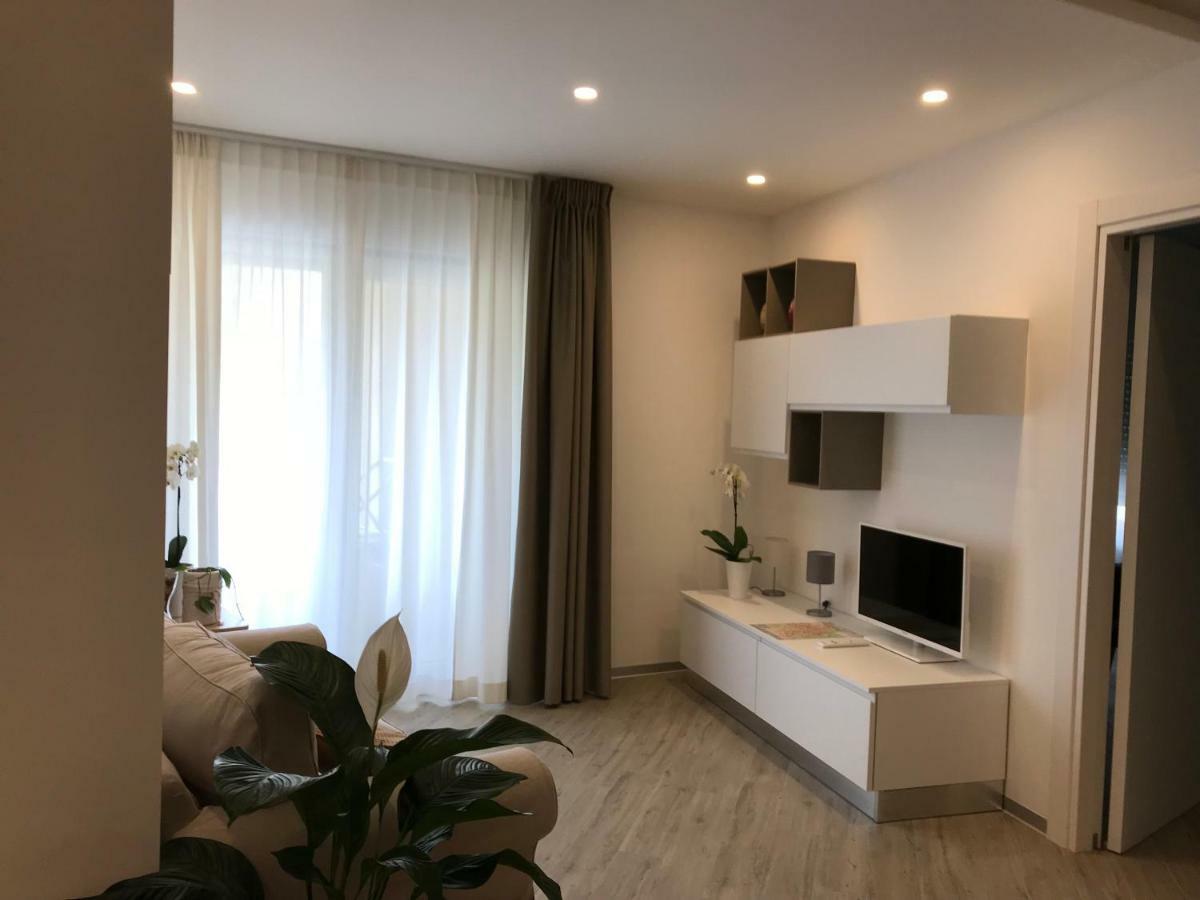 A Matera "Sotto I Pini" Villa Luaran gambar