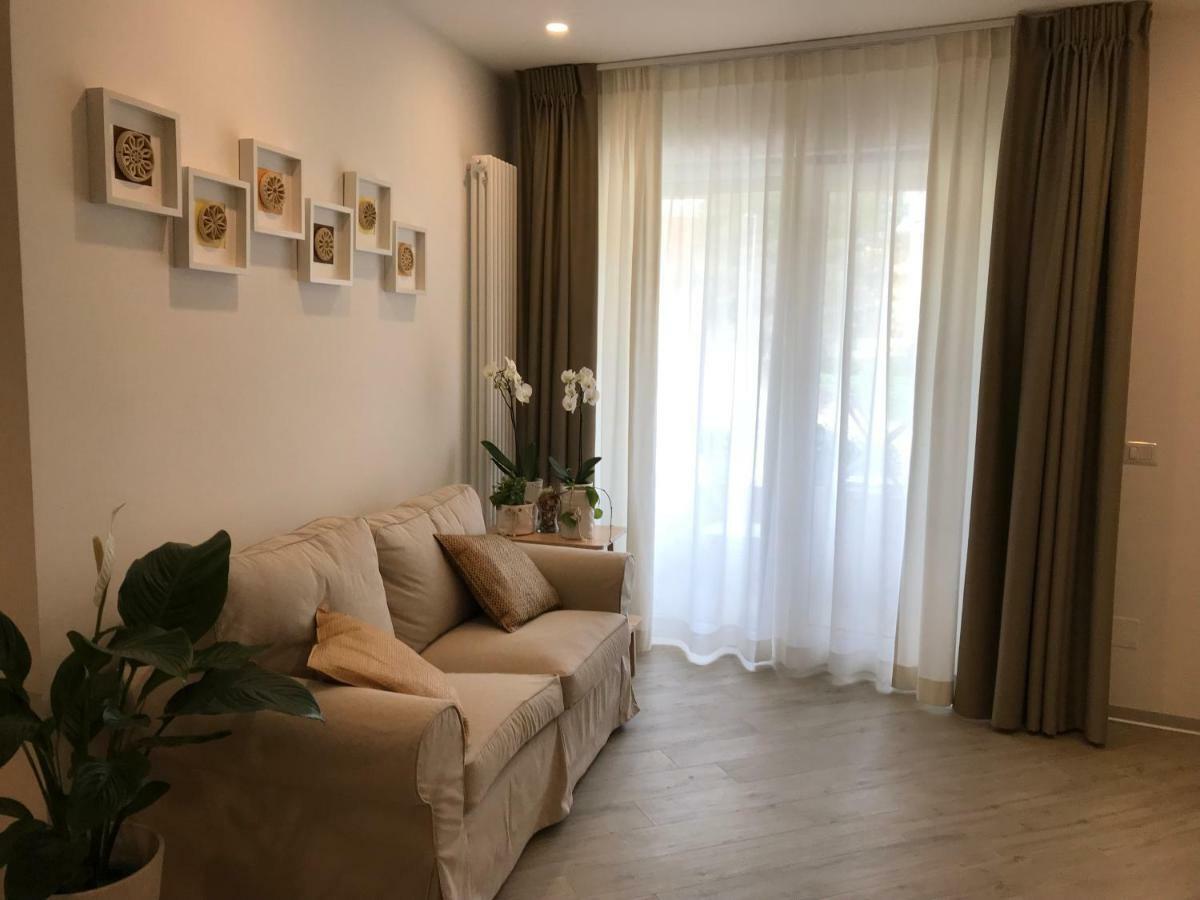 A Matera "Sotto I Pini" Villa Luaran gambar